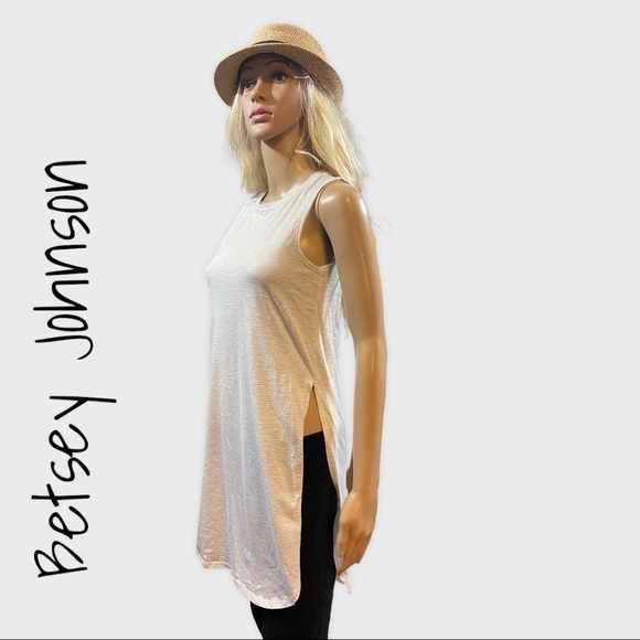 BETSEY Johnson Performance Tunic Length White & gray striped top/tunic - Picture 1 of 9